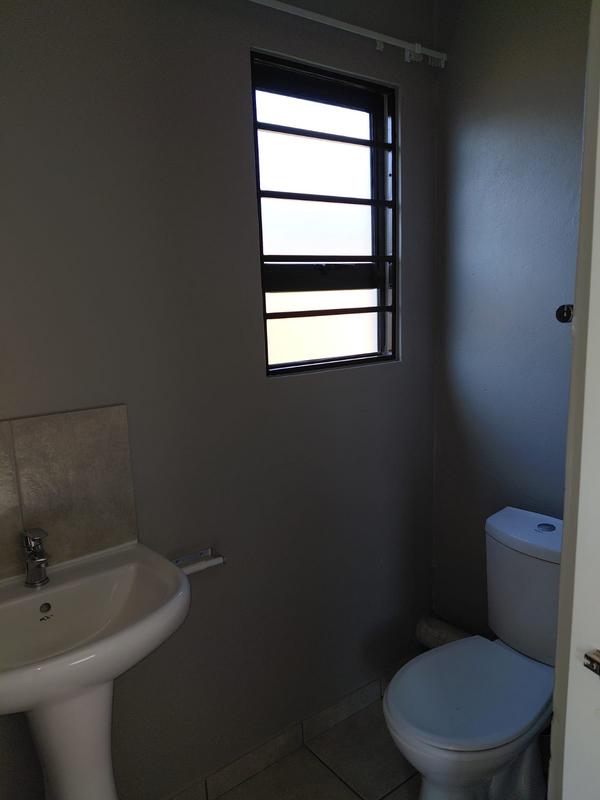 3 Bedroom Property for Sale in Windmill Park Gauteng