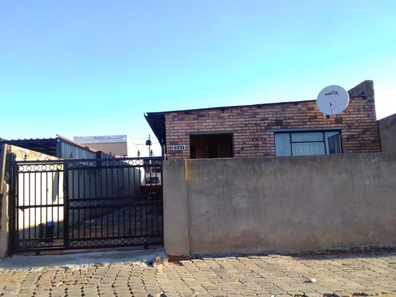 2 Bedroom Property for Sale in Diepkloof Zone 4 Gauteng