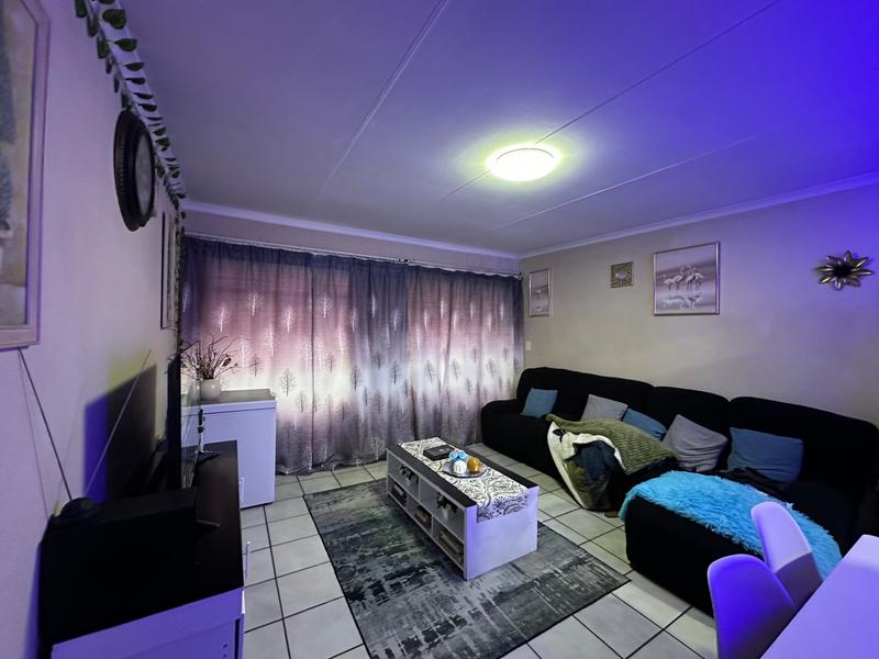 2 Bedroom Property for Sale in Dowerglen Gauteng