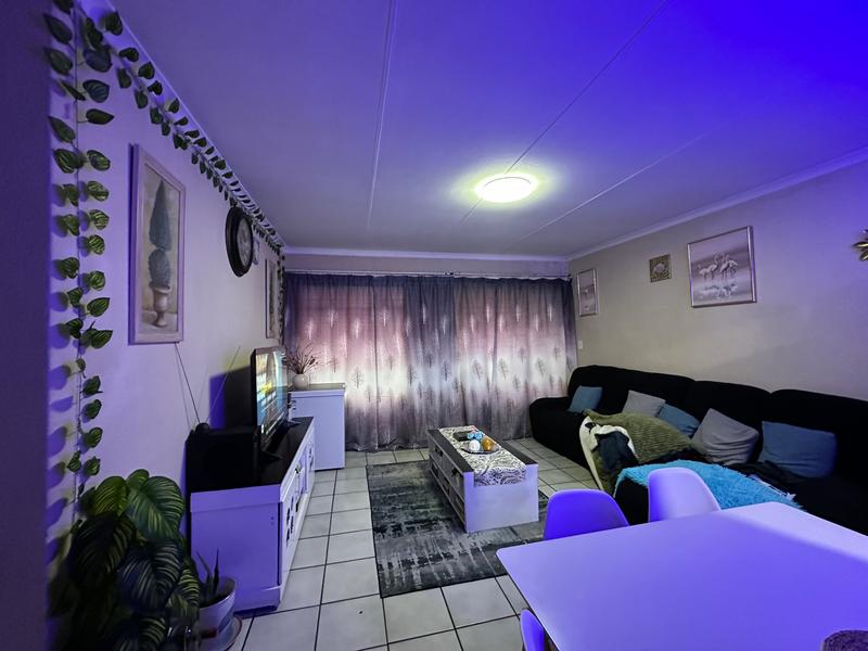2 Bedroom Property for Sale in Dowerglen Gauteng