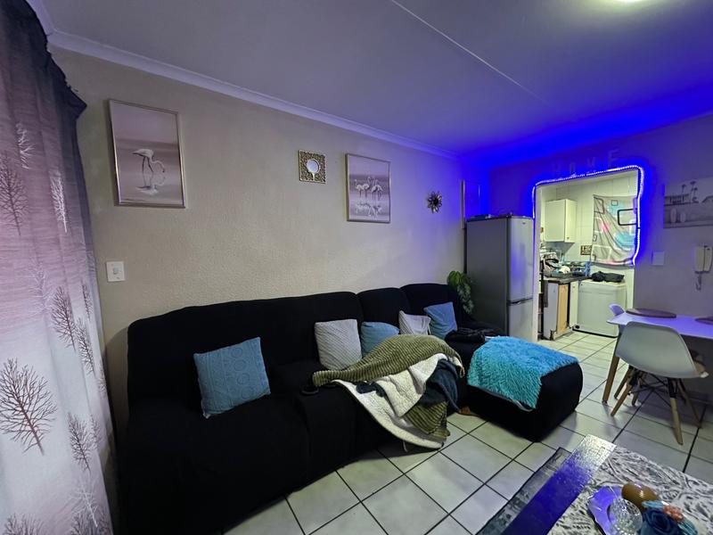 2 Bedroom Property for Sale in Dowerglen Gauteng