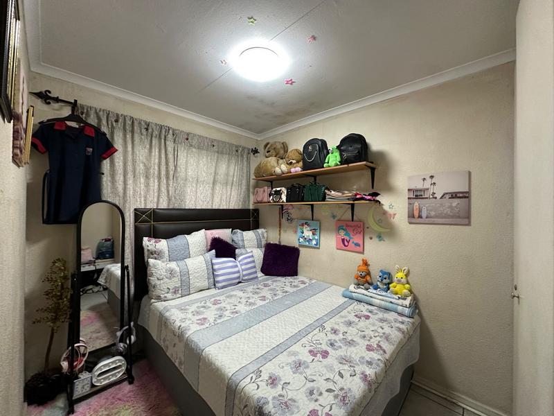 2 Bedroom Property for Sale in Dowerglen Gauteng