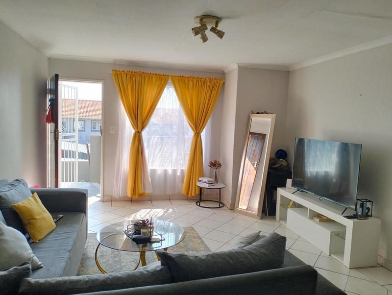 2 Bedroom Property for Sale in Glen Marais Gauteng