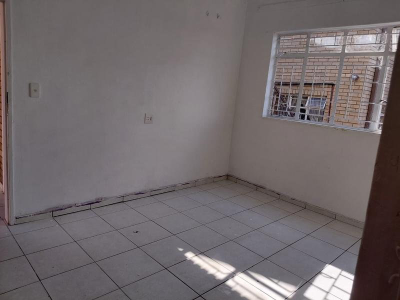 To Let 2 Bedroom Property for Rent in Laudium Gauteng