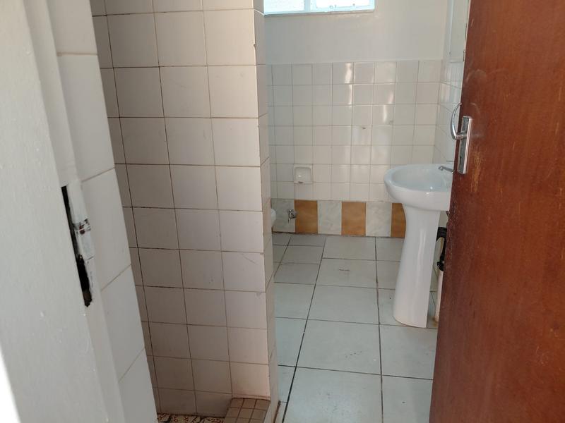 To Let 2 Bedroom Property for Rent in Laudium Gauteng