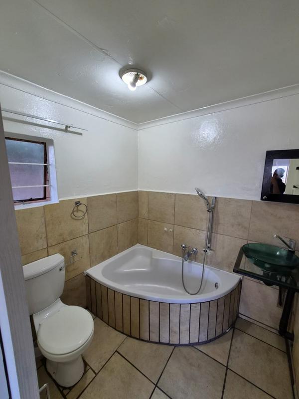 To Let 1 Bedroom Property for Rent in Valhalla Gauteng