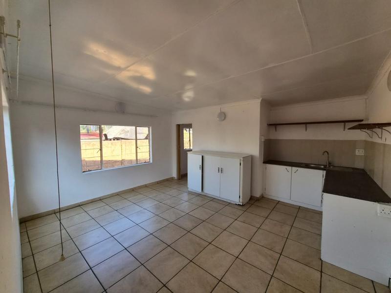 To Let 1 Bedroom Property for Rent in Valhalla Gauteng