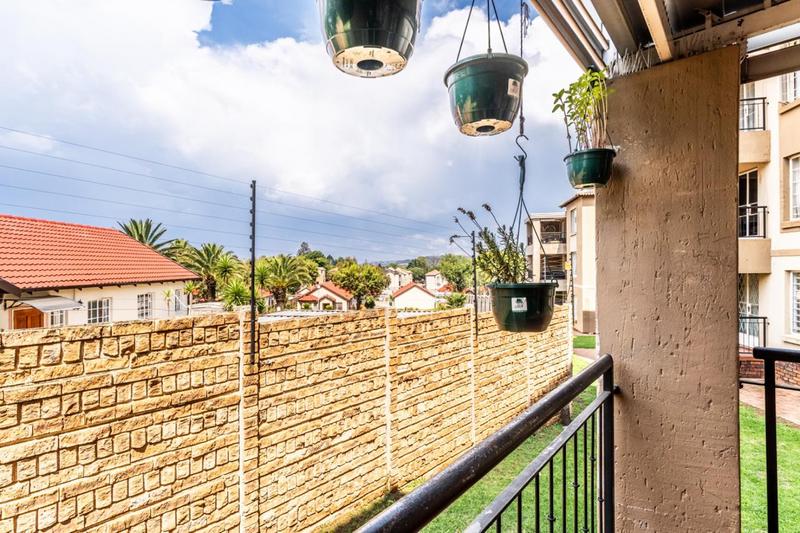 2 Bedroom Property for Sale in Meredale Gauteng