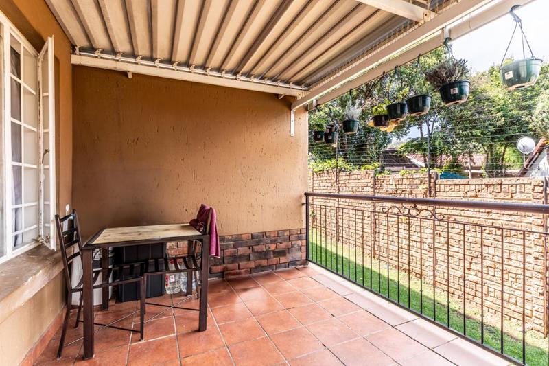 2 Bedroom Property for Sale in Meredale Gauteng
