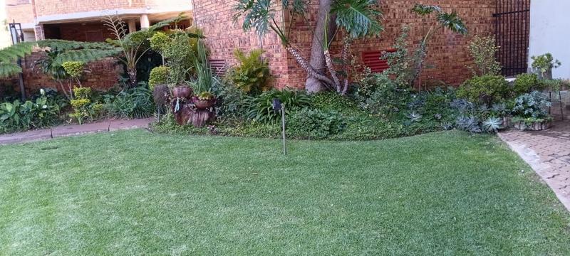 2 Bedroom Property for Sale in Pretoria North Gauteng