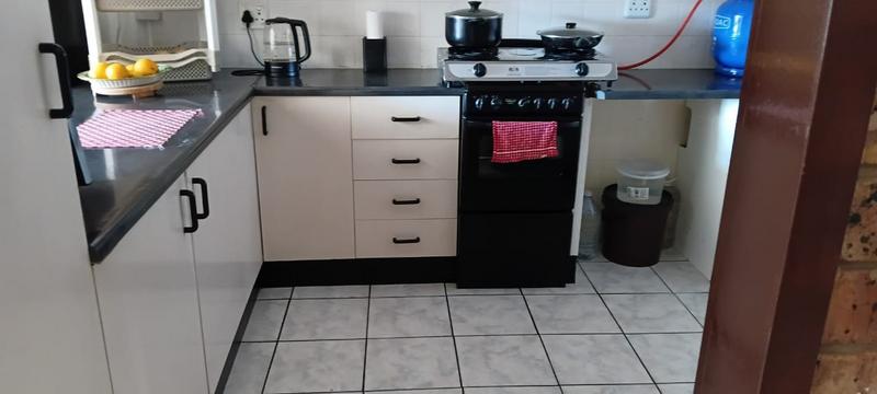 2 Bedroom Property for Sale in Pretoria North Gauteng