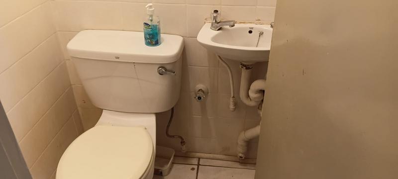 2 Bedroom Property for Sale in Pretoria North Gauteng