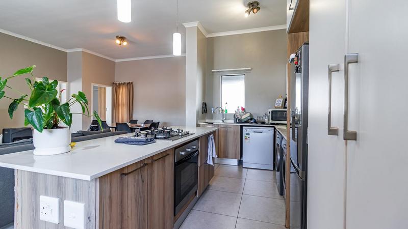 To Let 2 Bedroom Property for Rent in Modderfontein Gauteng