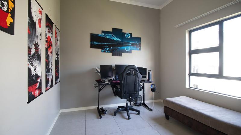 To Let 2 Bedroom Property for Rent in Modderfontein Gauteng