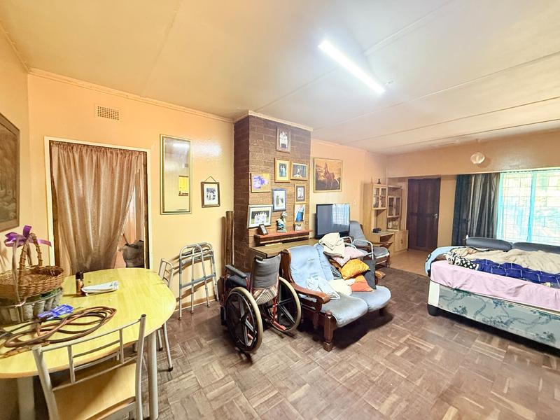 3 Bedroom Property for Sale in Vanderbijlpark CW 5 Gauteng