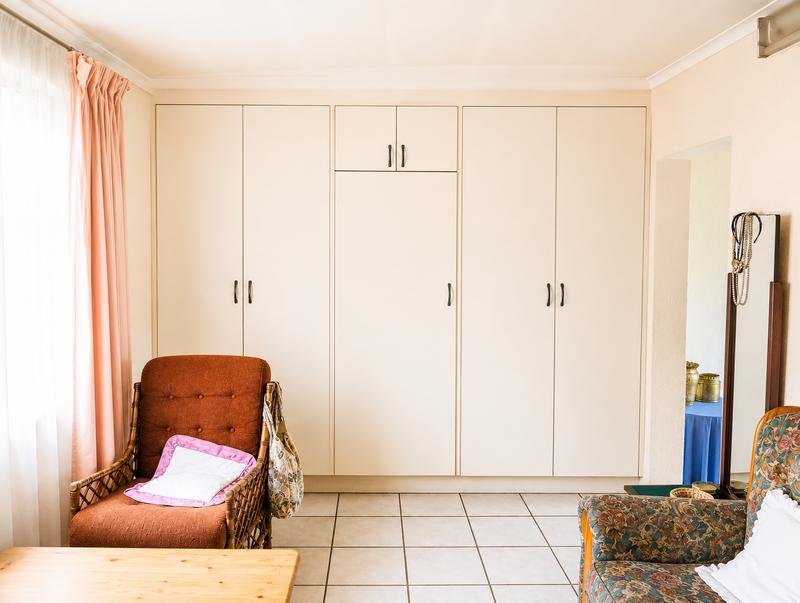 To Let 1 Bedroom Property for Rent in Strubenvale Gauteng