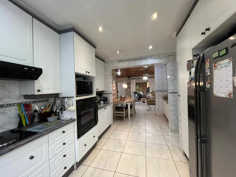 4 Bedroom Property for Sale in Sunward Park Gauteng