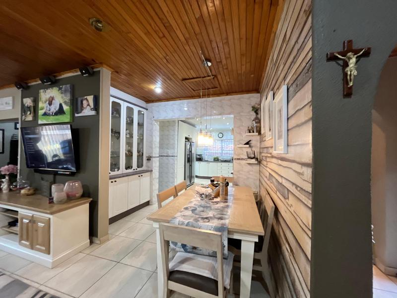 4 Bedroom Property for Sale in Sunward Park Gauteng