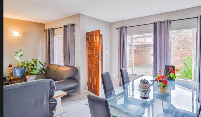 3 Bedroom Property for Sale in Brackenhurst Gauteng