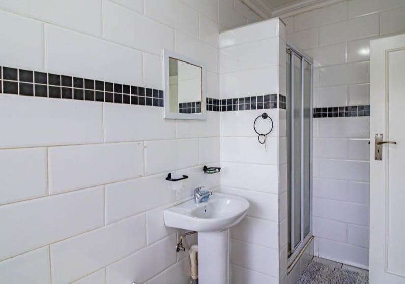 3 Bedroom Property for Sale in Brackenhurst Gauteng