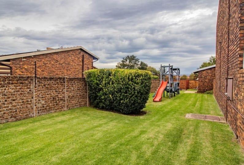3 Bedroom Property for Sale in Brackenhurst Gauteng