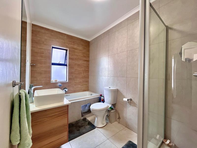 To Let 1 Bedroom Property for Rent in Modderfontein Gauteng