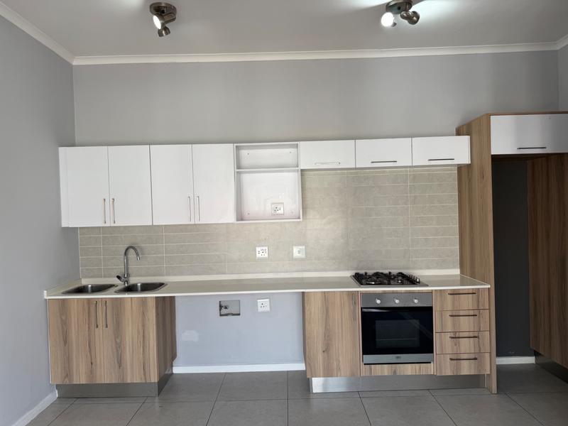 To Let 1 Bedroom Property for Rent in Modderfontein Gauteng
