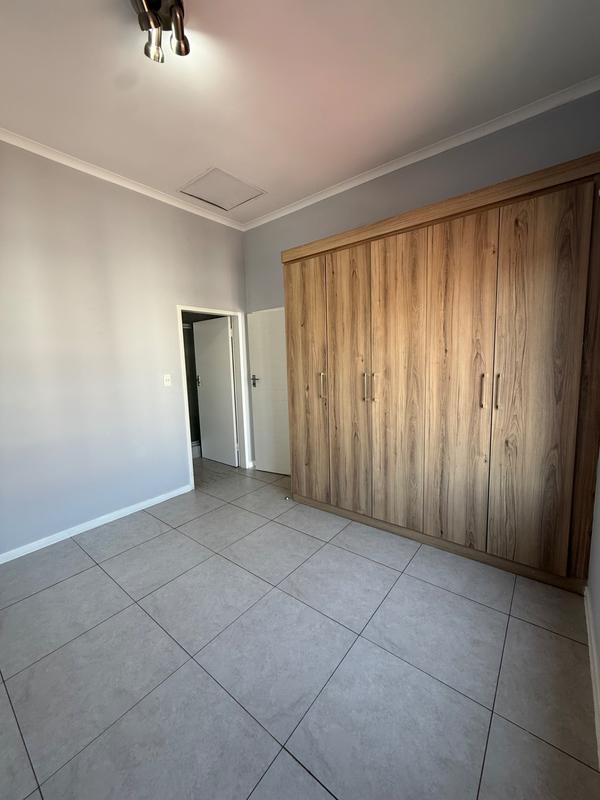 To Let 1 Bedroom Property for Rent in Modderfontein Gauteng