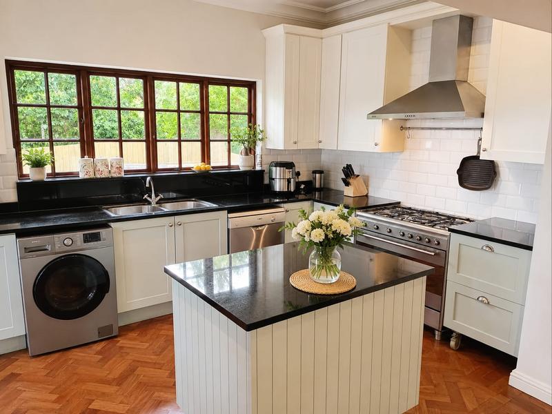 To Let 2 Bedroom Property for Rent in Craighall Park Gauteng