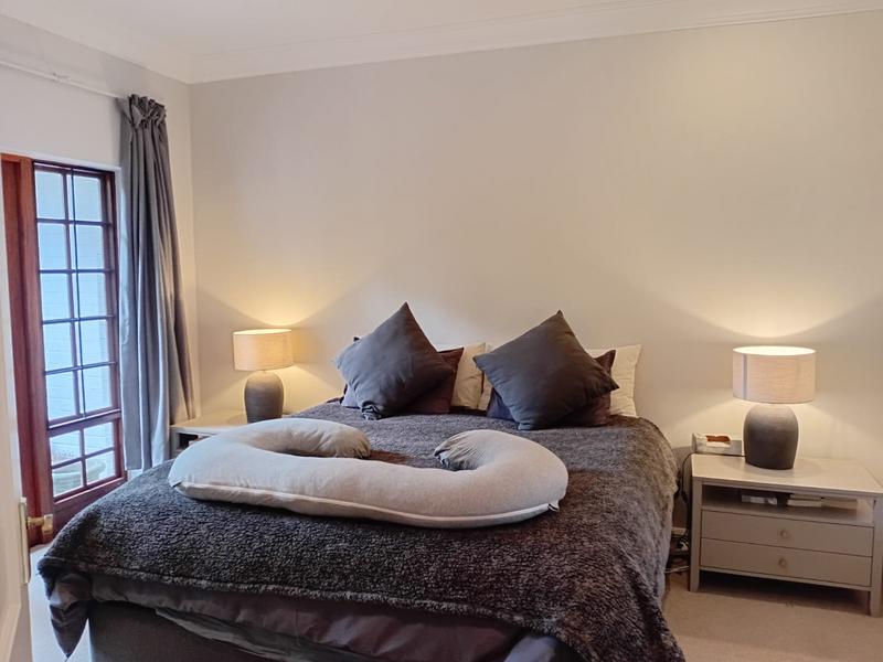 To Let 2 Bedroom Property for Rent in Craighall Park Gauteng
