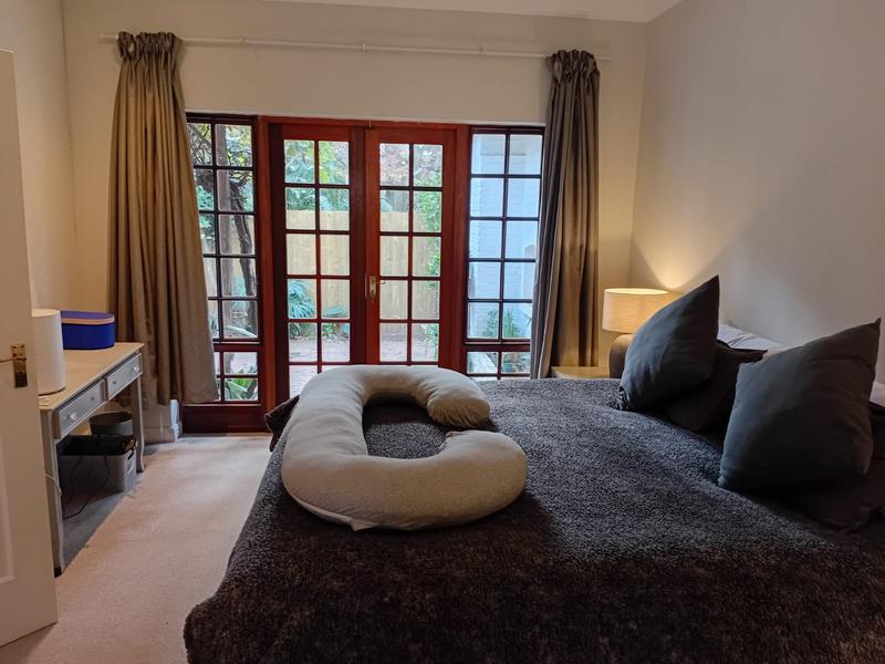To Let 2 Bedroom Property for Rent in Craighall Park Gauteng