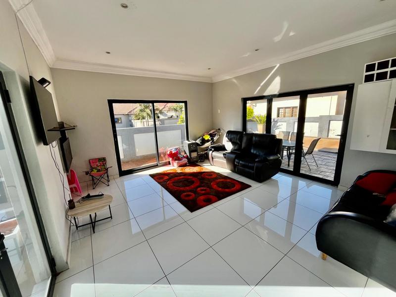 To Let 3 Bedroom Property for Rent in Montana Gauteng