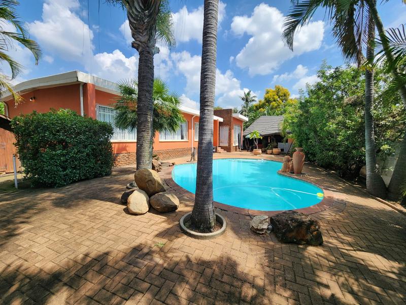 4 Bedroom Property for Sale in Dorandia Gauteng