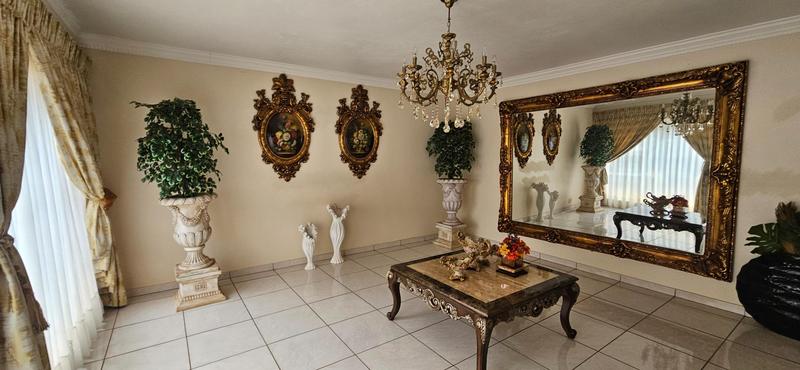 5 Bedroom Property for Sale in Theresa Park Gauteng