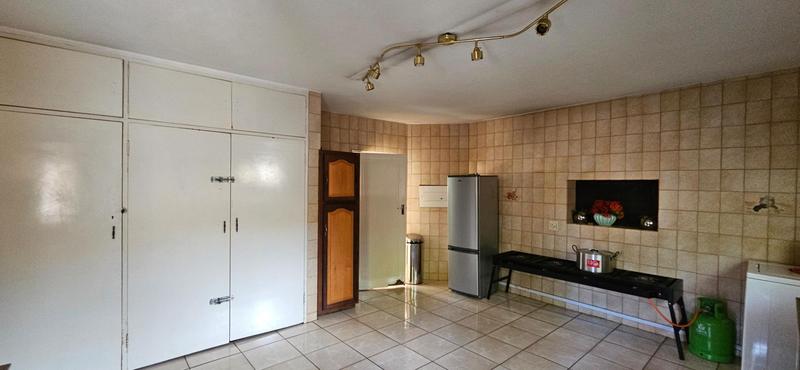5 Bedroom Property for Sale in Theresa Park Gauteng