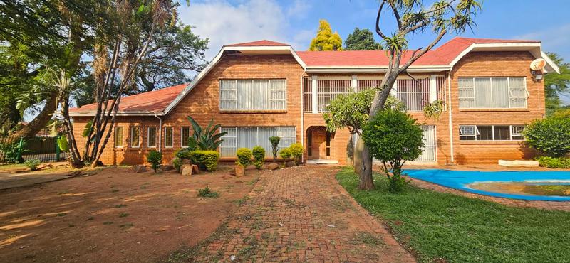 5 Bedroom Property for Sale in Theresa Park Gauteng