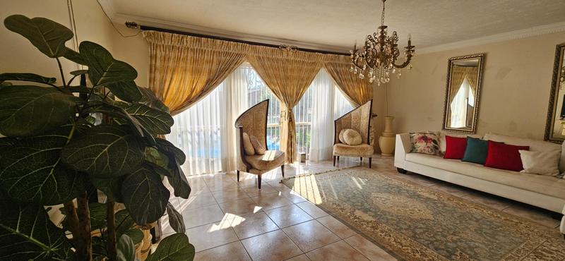 5 Bedroom Property for Sale in Theresa Park Gauteng