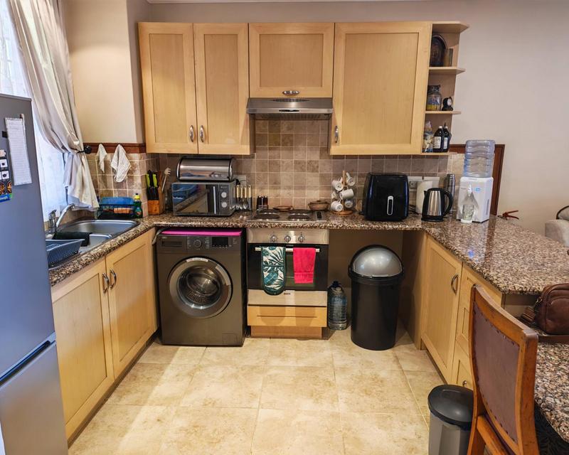 1 Bedroom Property for Sale in Newlands Gauteng