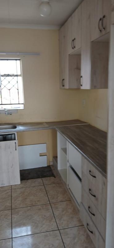 2 Bedroom Property for Sale in Fleurhof Gauteng