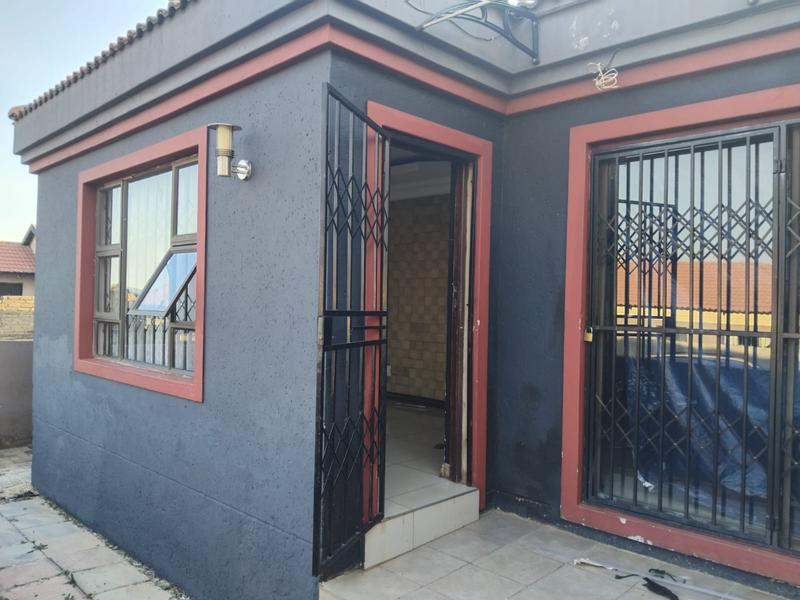 3 Bedroom Property for Sale in Naturena Gauteng