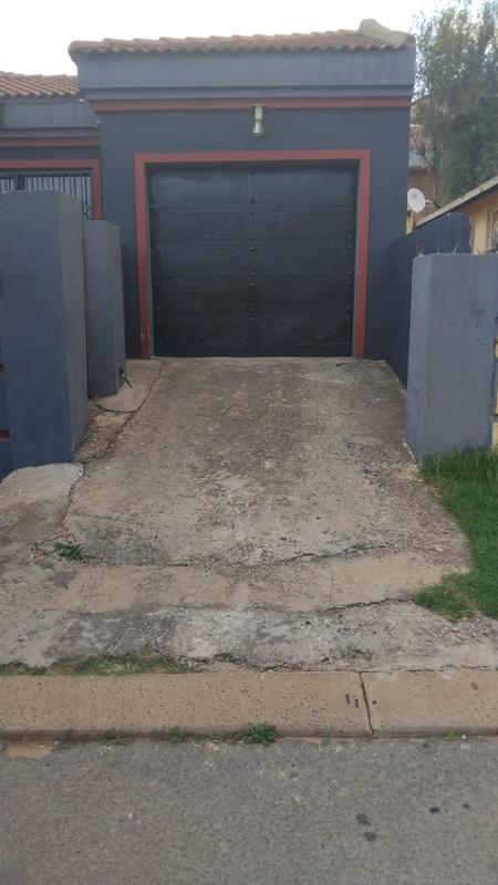 3 Bedroom Property for Sale in Naturena Gauteng