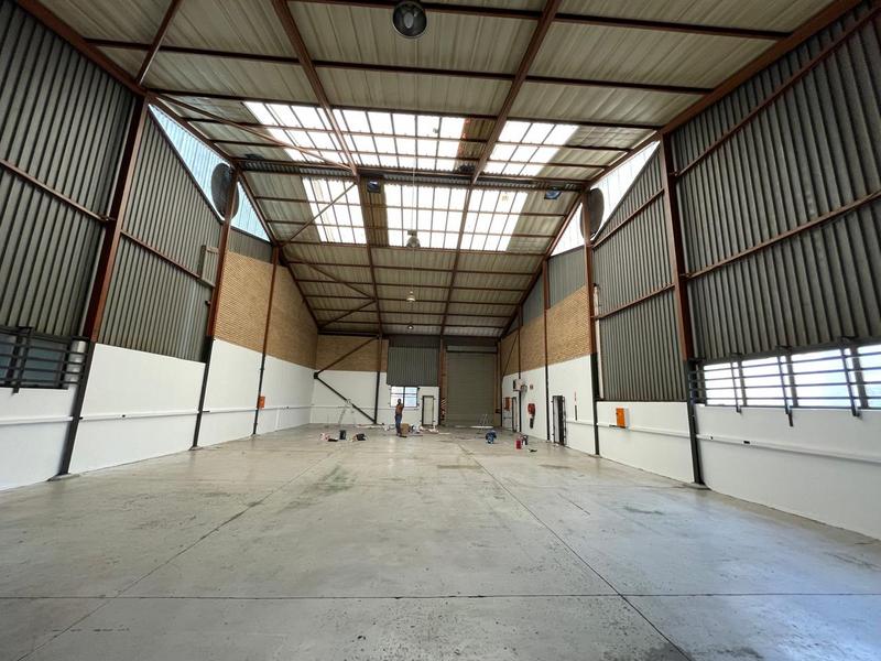 To Let Commercial Property for Rent in Rooihuiskraal Gauteng