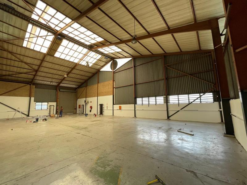To Let Commercial Property for Rent in Rooihuiskraal Gauteng