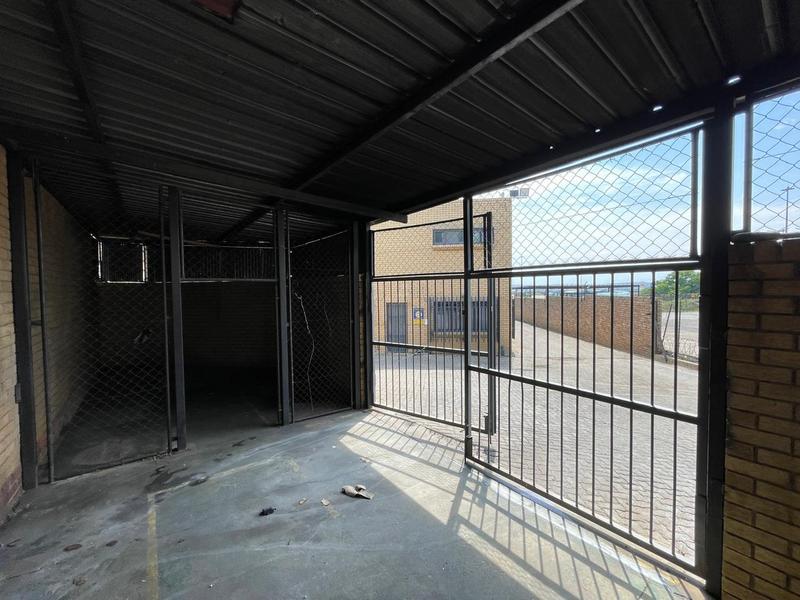 To Let Commercial Property for Rent in Rooihuiskraal Gauteng
