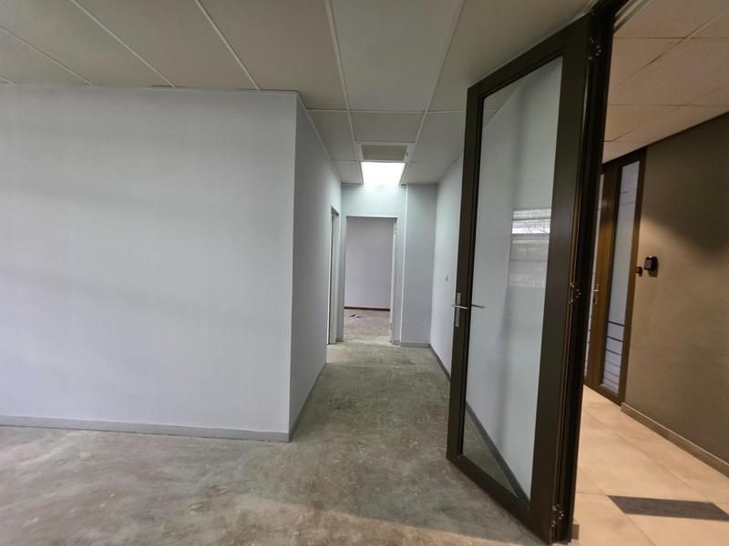 To Let Commercial Property for Rent in Erasmusrand Gauteng