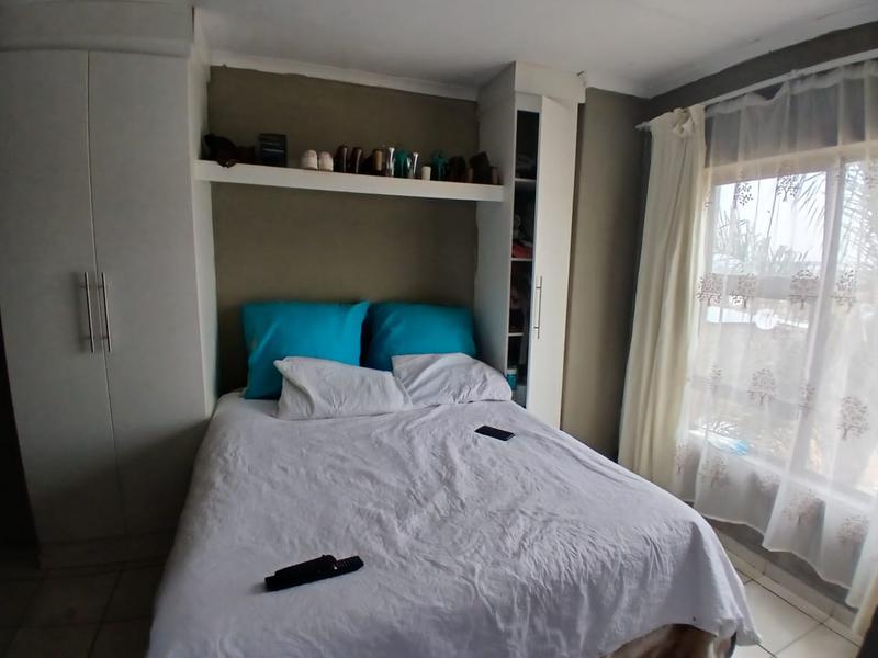 13 Bedroom Property for Sale in Olievenhoutbosch Gauteng