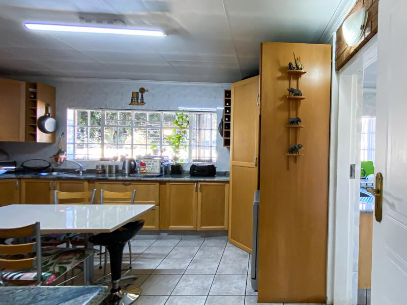 7 Bedroom Property for Sale in Kempton Park Ext 4 Gauteng