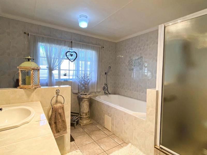 7 Bedroom Property for Sale in Kempton Park Ext 4 Gauteng