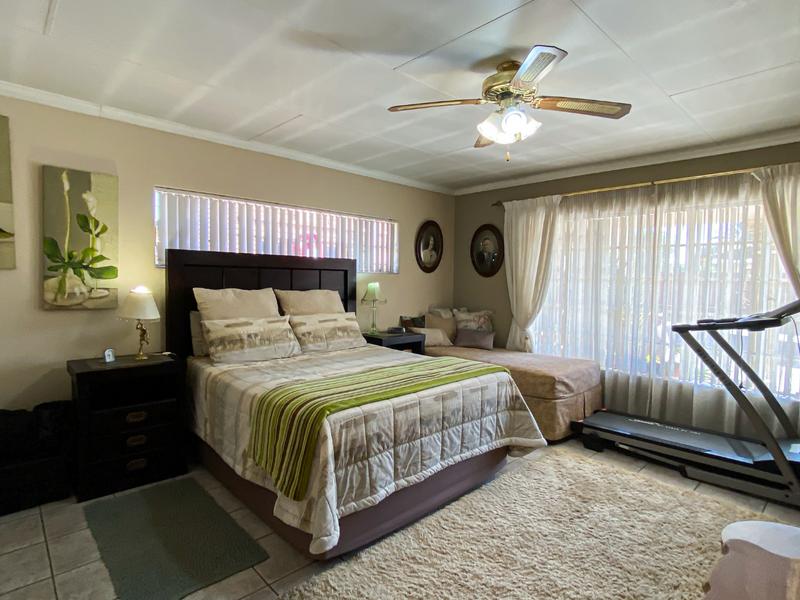 7 Bedroom Property for Sale in Kempton Park Ext 4 Gauteng
