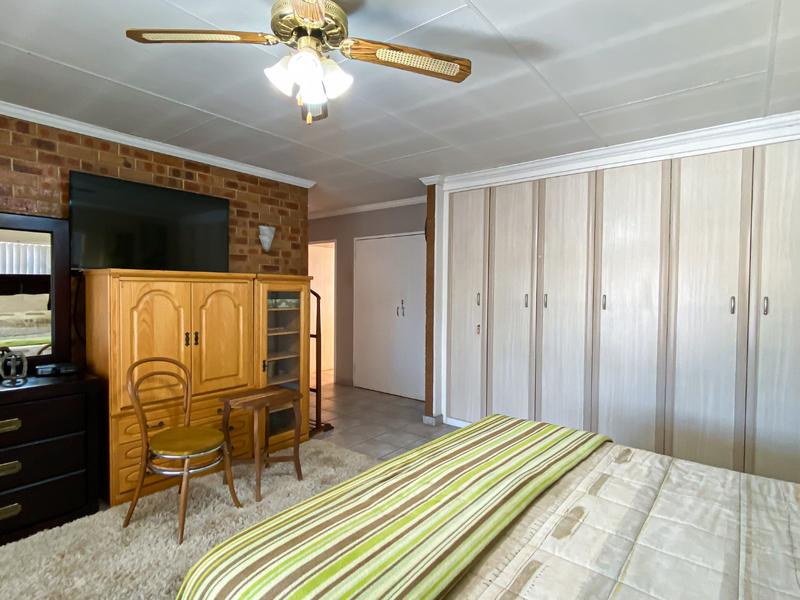 7 Bedroom Property for Sale in Kempton Park Ext 4 Gauteng